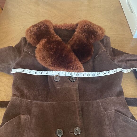 Vintage 70's Chocolate Brown Suede Leather Penny Lane Coat with Faux Fur Collar - Picture 10 of 15